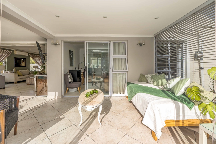 3 Bedroom Property for Sale in Sunningdale Western Cape